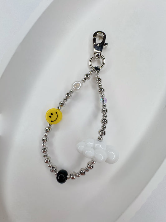 Happy Pearl Cloud Beaded Keychain